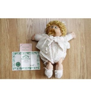 Cabbage Patch dolls 1978, 1982 Xavier